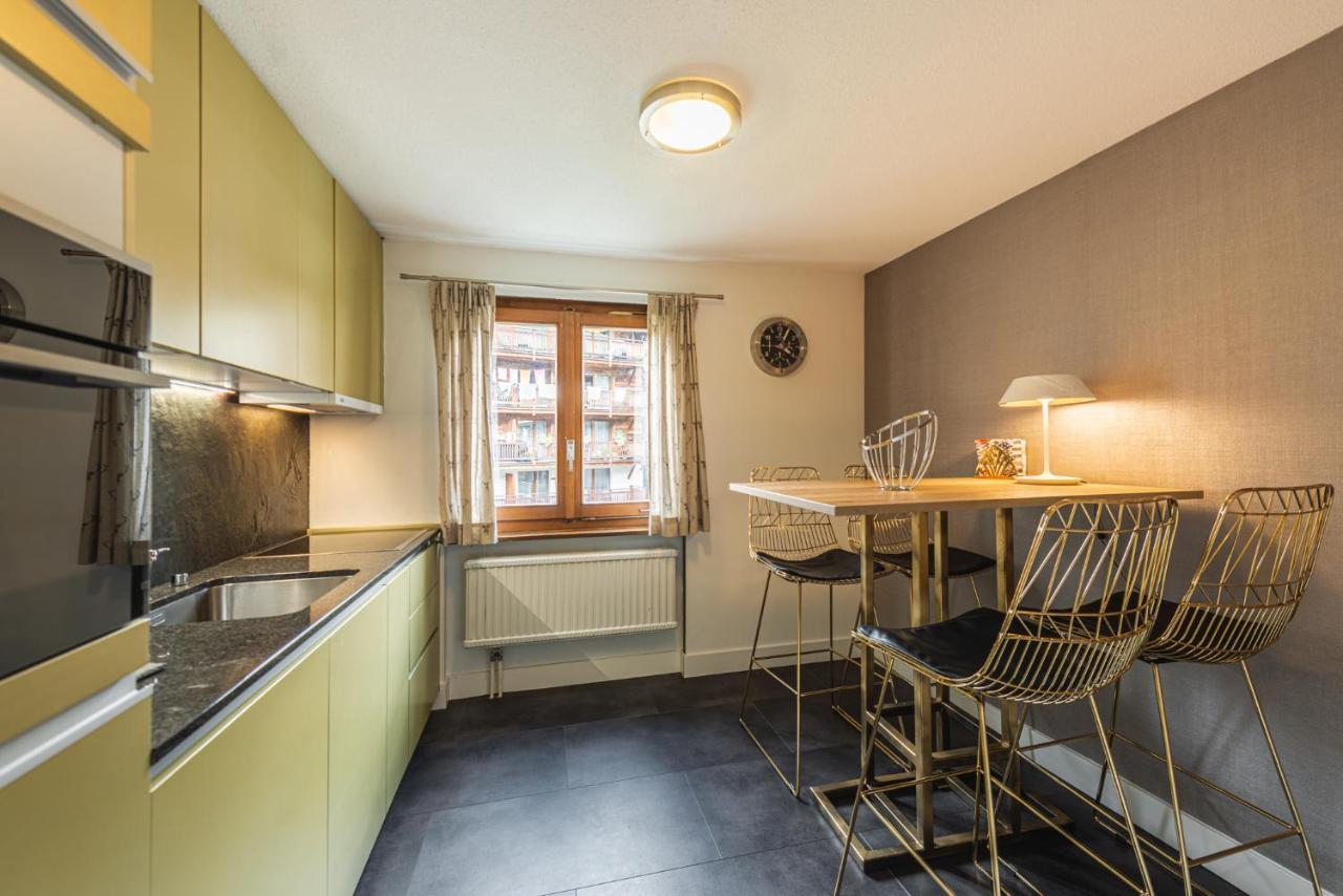 Central & Elegant Apartments,Partially With Fireplace, By Zermatt Rental Kültér fotó
