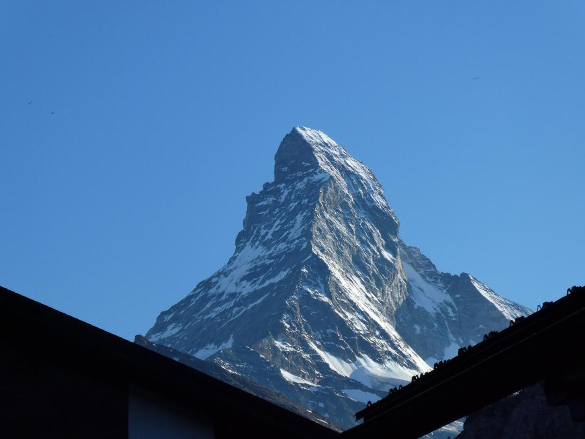Central & Elegant Apartments,Partially With Fireplace, By Zermatt Rental Kültér fotó