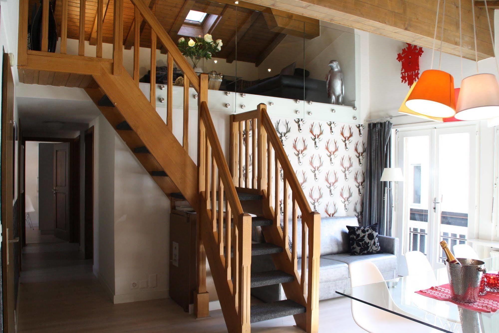 Central & Elegant Apartments,Partially With Fireplace, By Zermatt Rental Kültér fotó