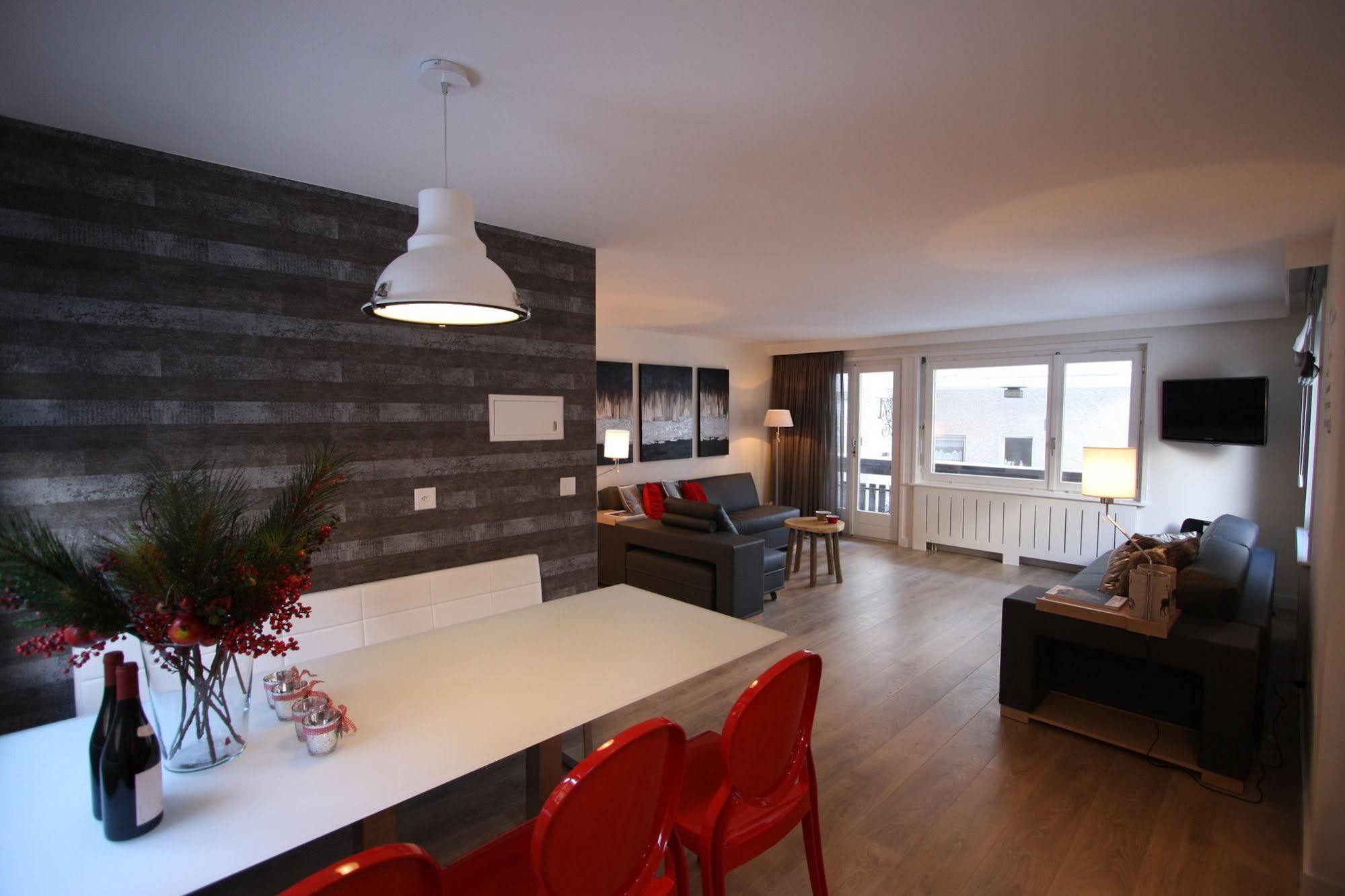 Central & Elegant Apartments,Partially With Fireplace, By Zermatt Rental Kültér fotó